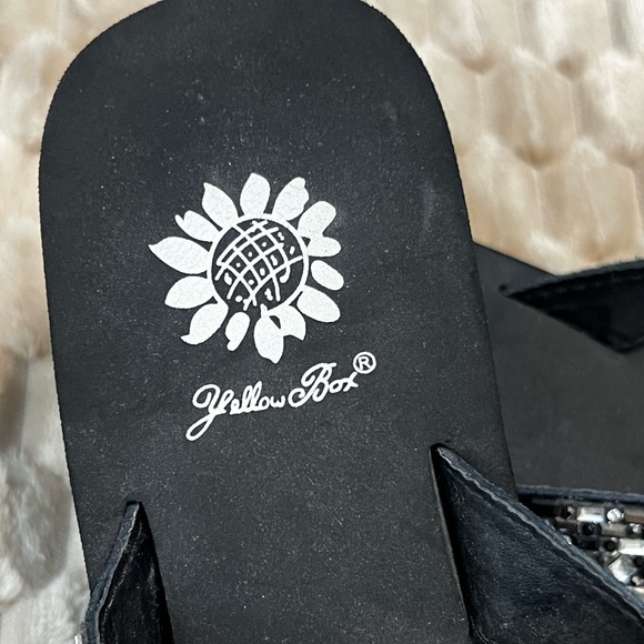 Yellow Box Elegant Black Platform/Wedge Sandals - Picture 2 of 5